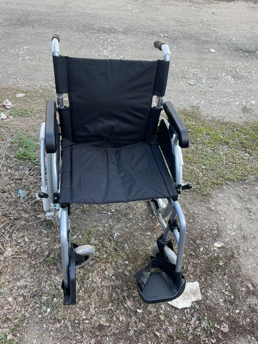 Коляска инвалидная