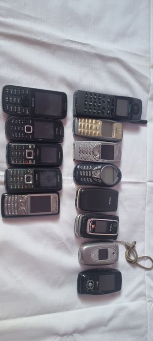 Lot telefoane vechi
