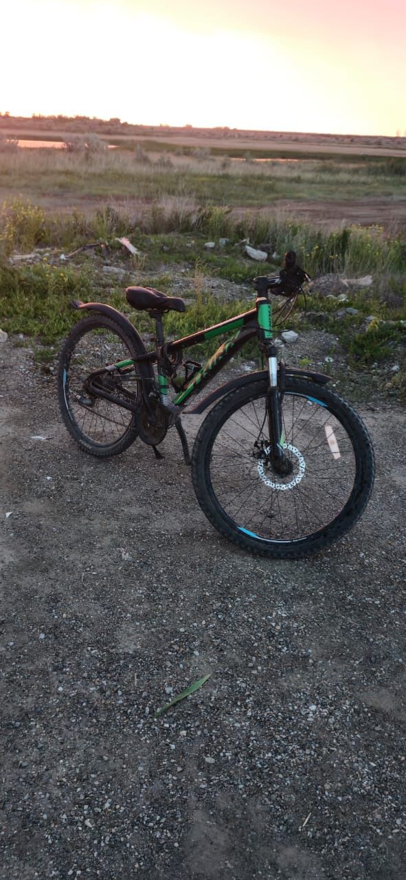 Продам велосипед Trinx M114