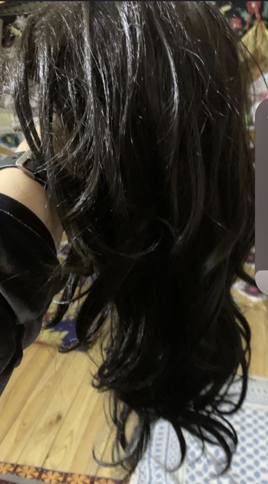 парик 2 штуки. темно коричнего цвета