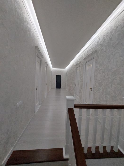 Срочна 11 хонали уй сотилади янги курилган тулик битказилган