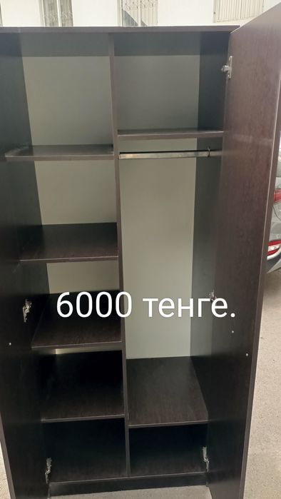 Холодильник LG не большой, продам. Рабочий. Хорошо морозит.