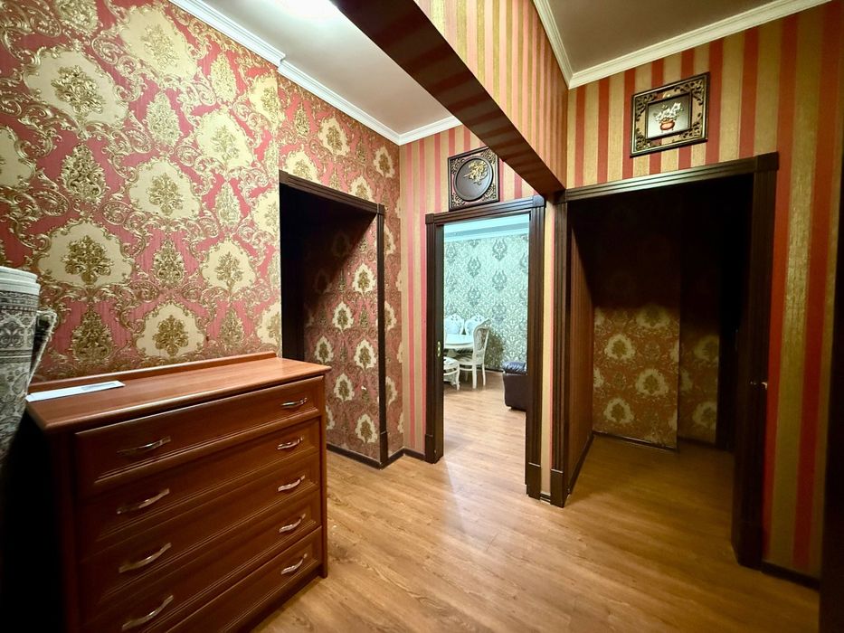 Продам 4/4/9 105м2, ор-р: Аэропорт Корзинка