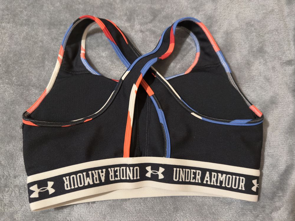 Бюстие Under Armour