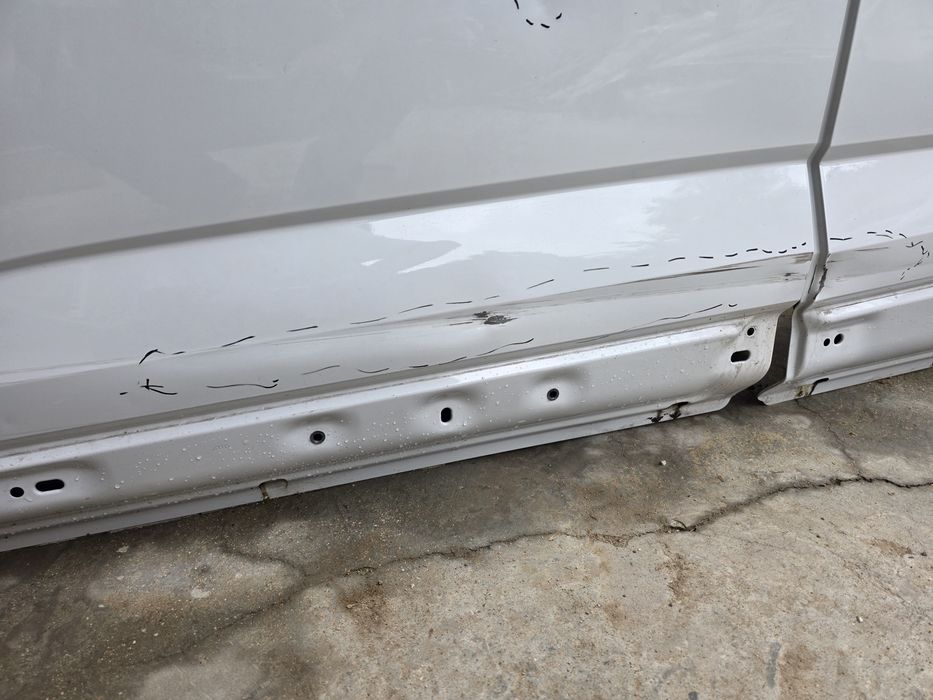 Audi Q3 83A 18- предна лява и задна лява врата 2022