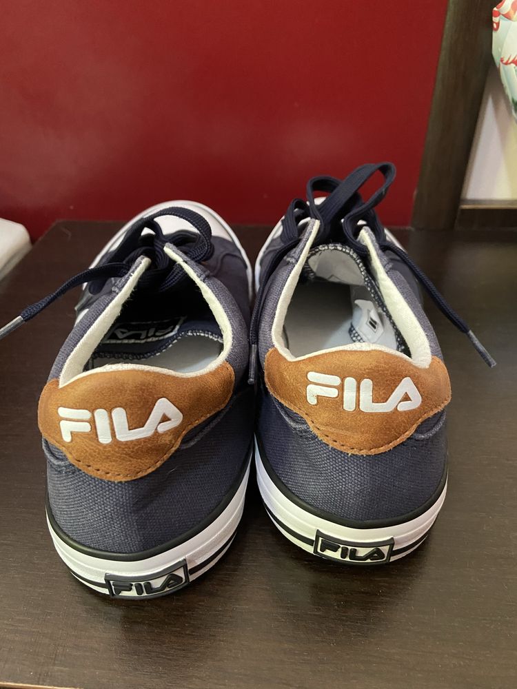 Чисто нови кецове Fila