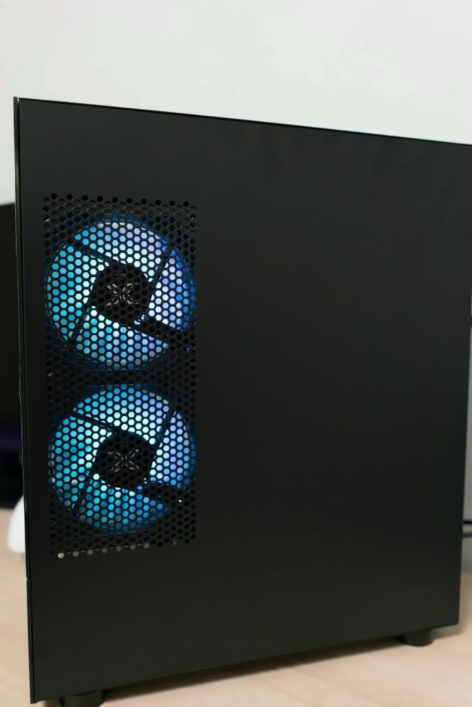 Геймърски компютър с RTX 2060 – Перфектен за игри и работа!