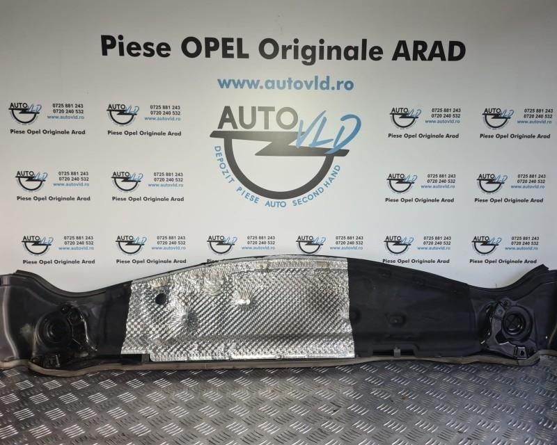 Ornament sub parbriz Opel Astra K