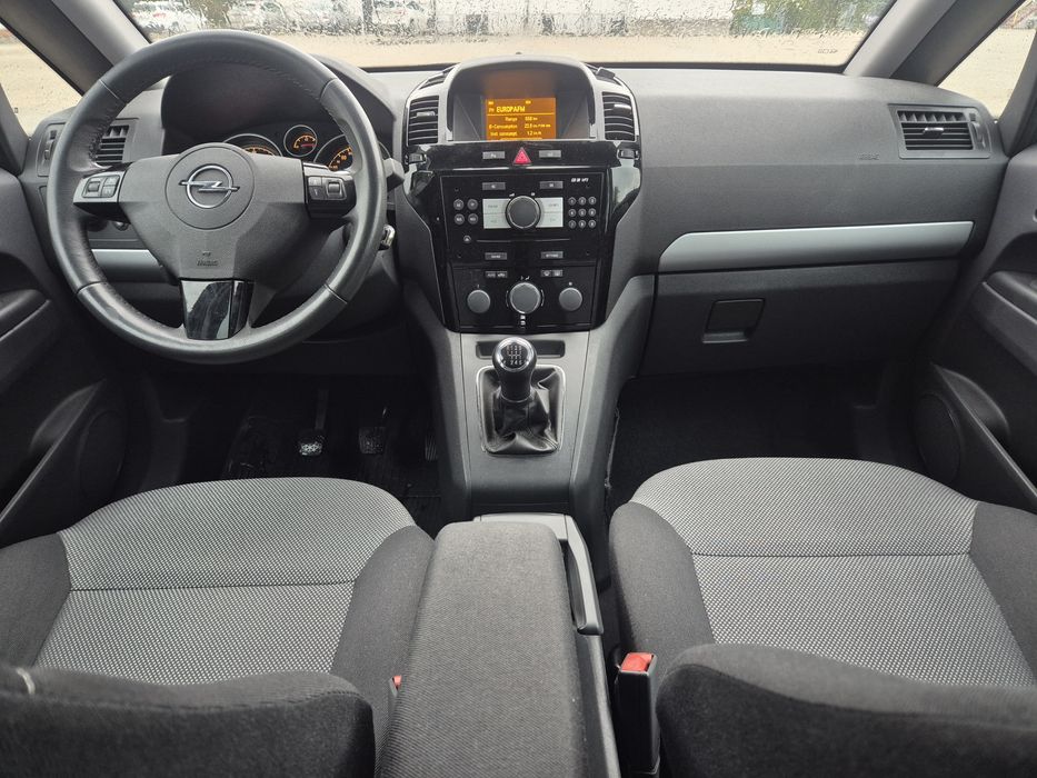 Opel Zafira 1.7 diesel / 7 Locuri / 2011 / EURO 5