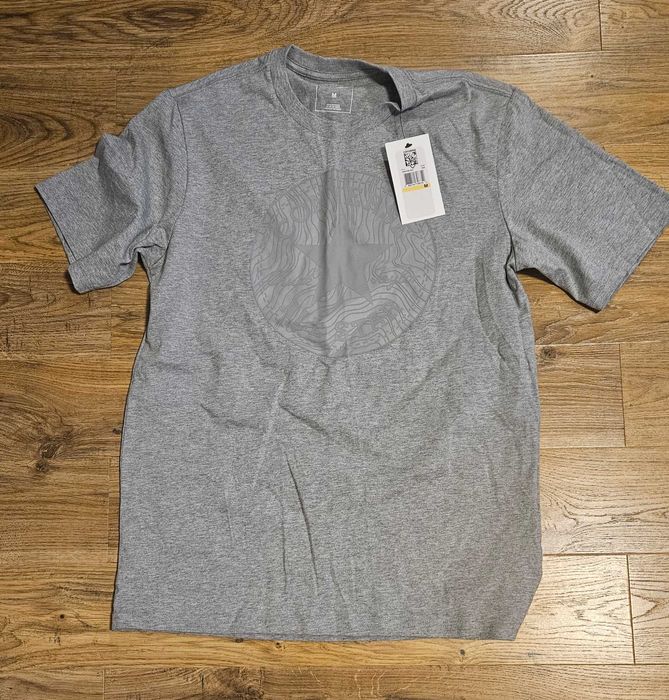 Tricou Converse culoare gri, marimea M, nou, cu eticheta