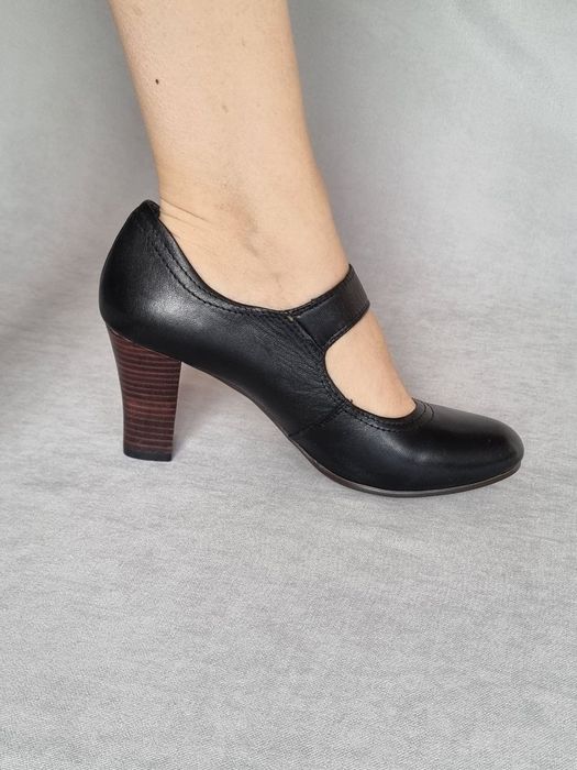 Женская обувь, туфли, натуральная кожа. Размеры 39 и 40