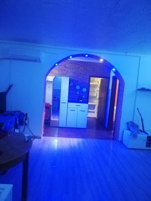 închiriez apartament 2 camere