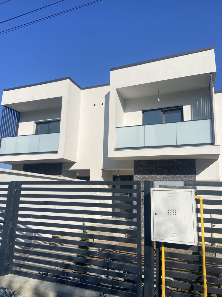 Casa tip duplex modern