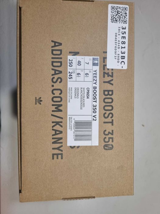 Adidas Yeezy Boost 350 V2 Zebra