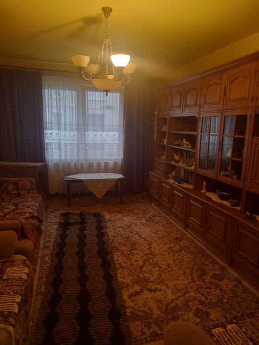 Apartament de închiriat 3 camere Unirii