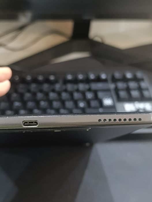 Lenovo Tab M10 X606X 2/32 ГБ, полностью рабочий