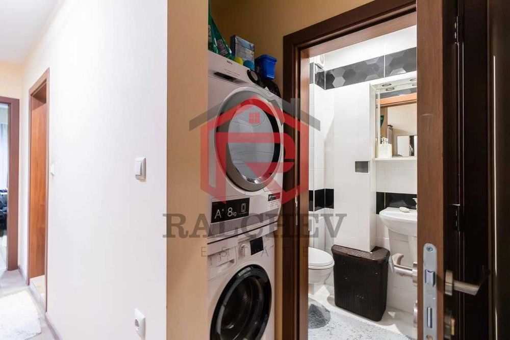 Дава се под наем Тристаен апартамент в Варна, Възраждане 3 - 97 кв.м за 561 € - Снимка #5