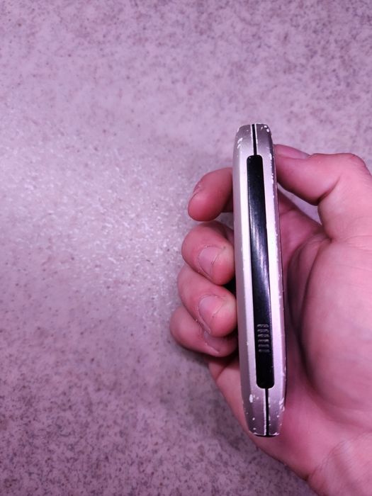 Nokia 1800 de colecție