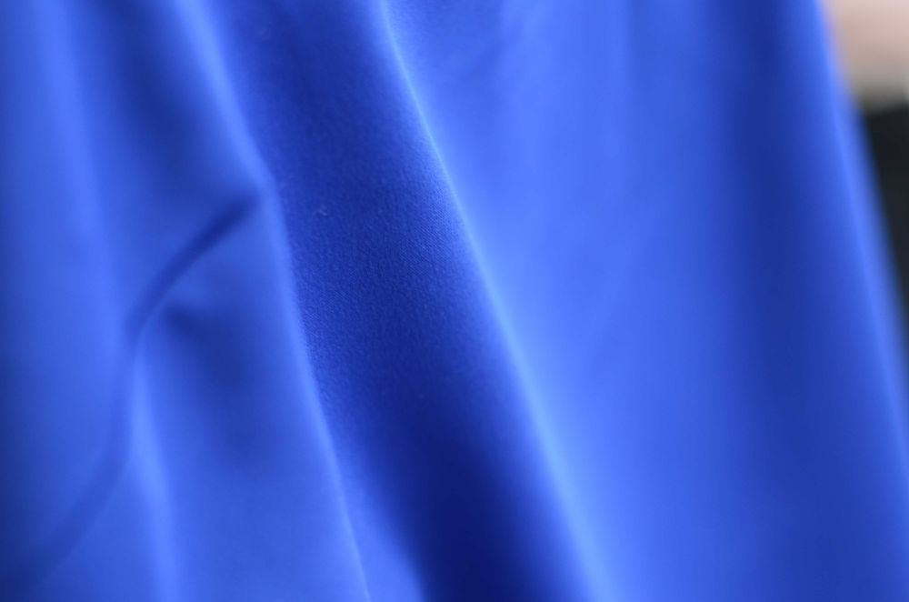 Top albastru roial, S