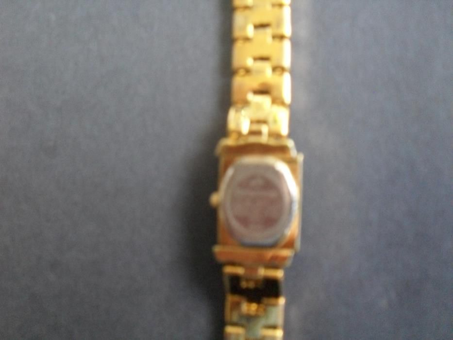 Позлатен дамски часовник Ever Swiss 18k