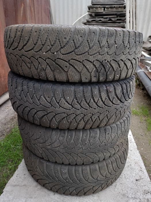 Продам зимние шины