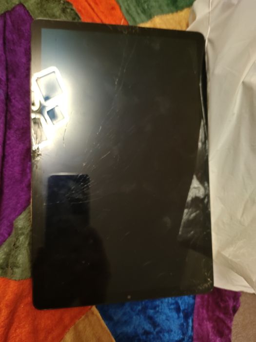 Продается планшет Tab S5e