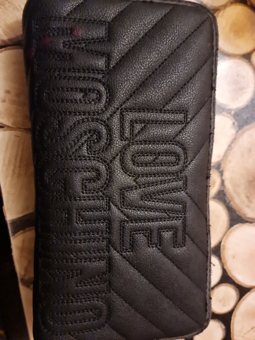 moschino раница портфейли