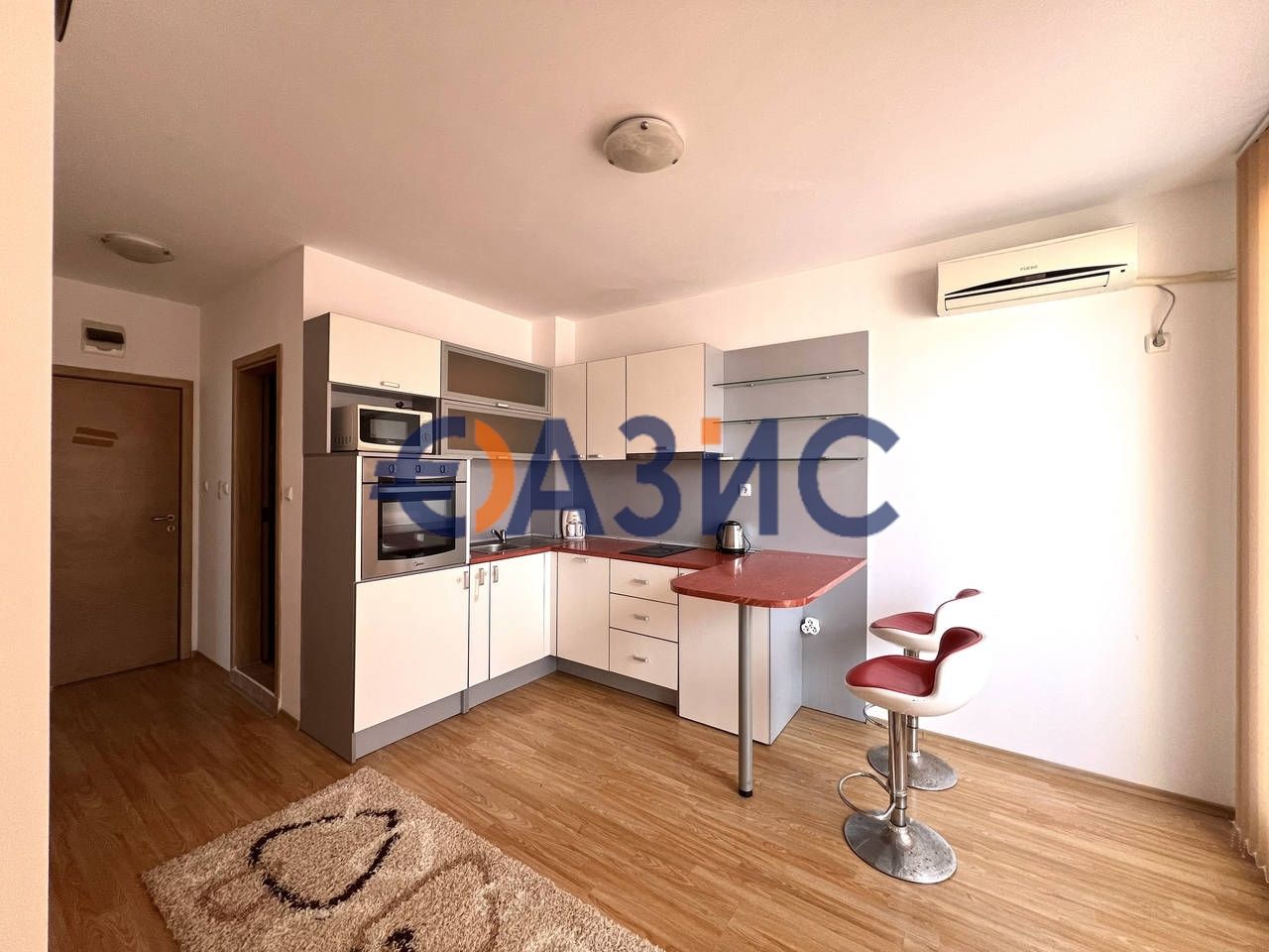 Продава се Тристаен апартамент в к.к. Слънчев бряг - 69 кв.м за 812 €/кв.м - Снимка #4