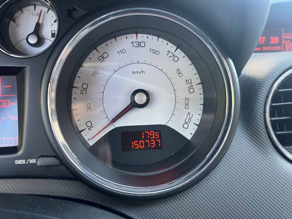 Peugeot 308 CC 1.6 Turbo