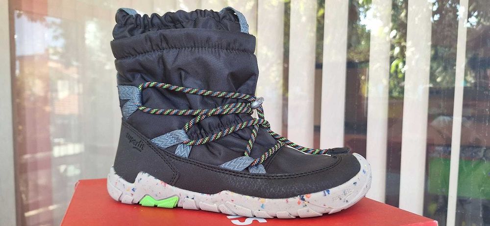 Нови  обувки/сникърси/боти/ботуши на марките Geox, Skechers - н. 31