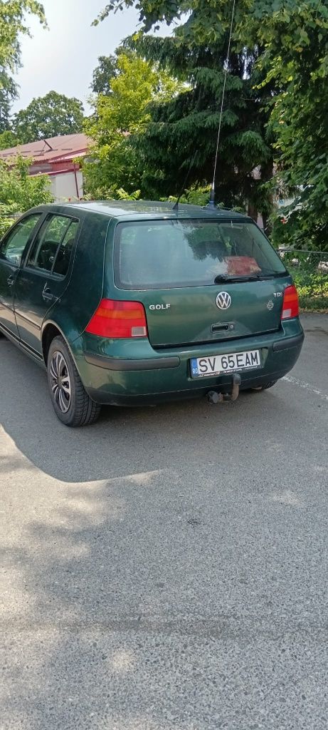 Volkswagen golf           .