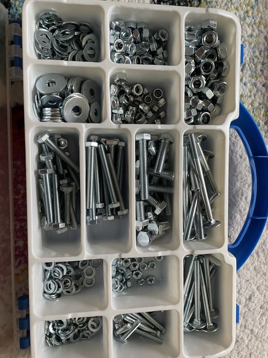 Set piulițe suruburi etc