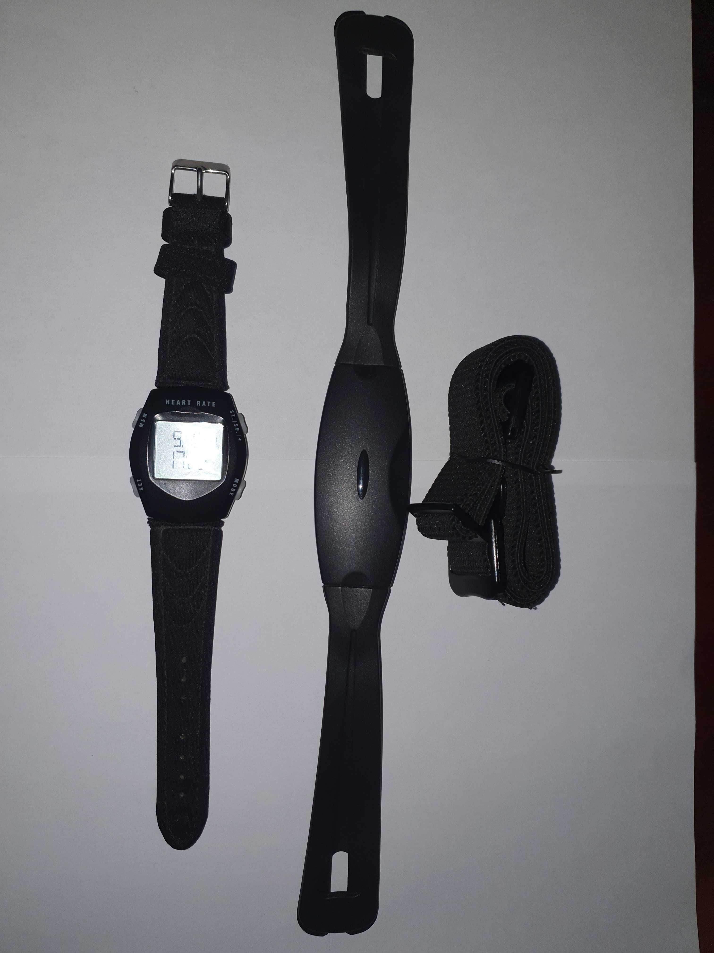 Ceas sport cu heart rate monitor