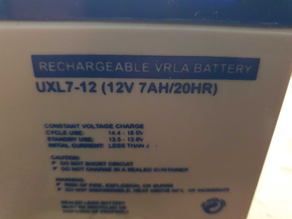 Acumulator UPS plumb 12V 12A (sau 24V 12A) in stare perfecta.