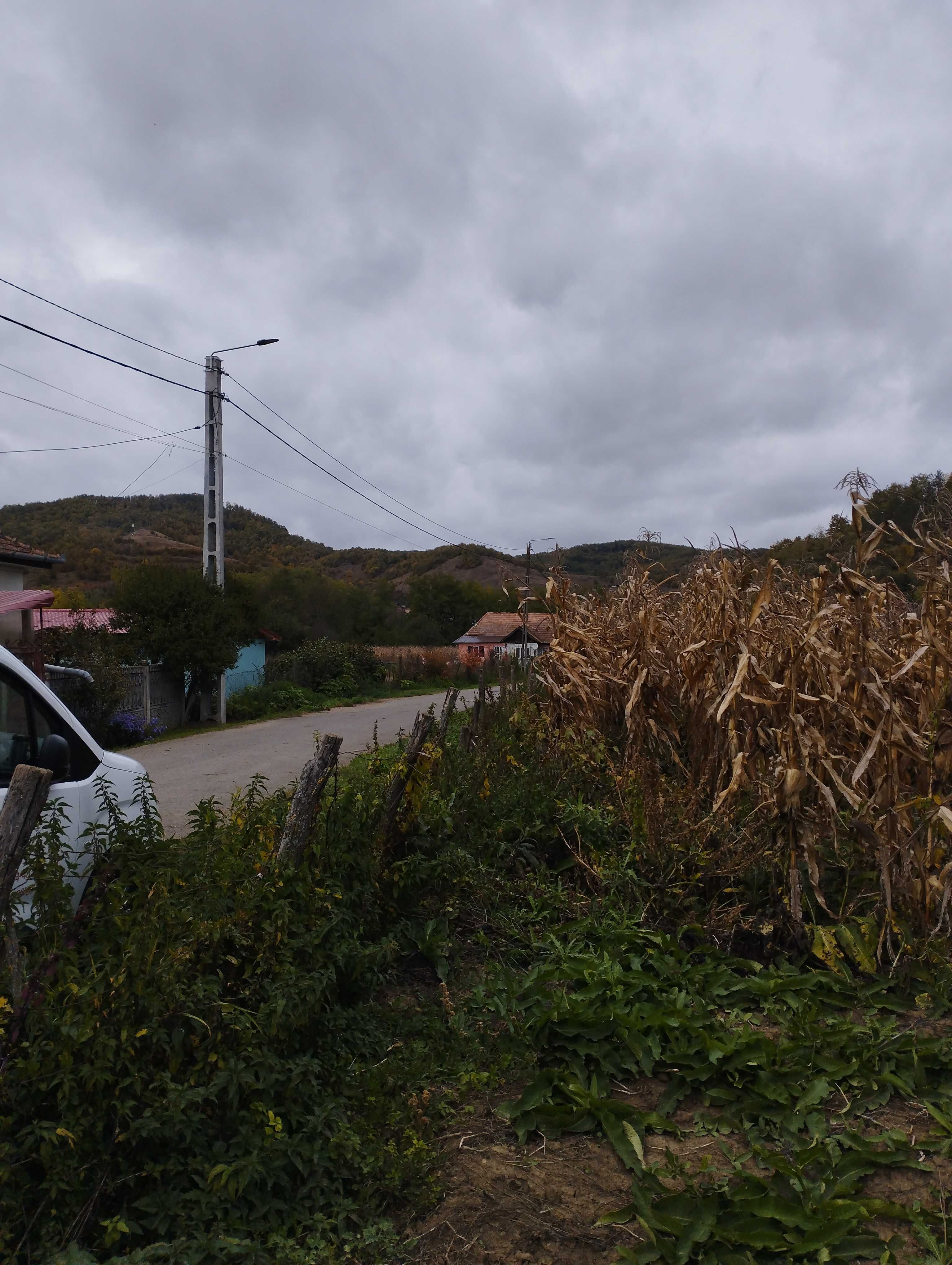 Vand casa si sau teren sat Dragu la 50 km de Cluj Napoca