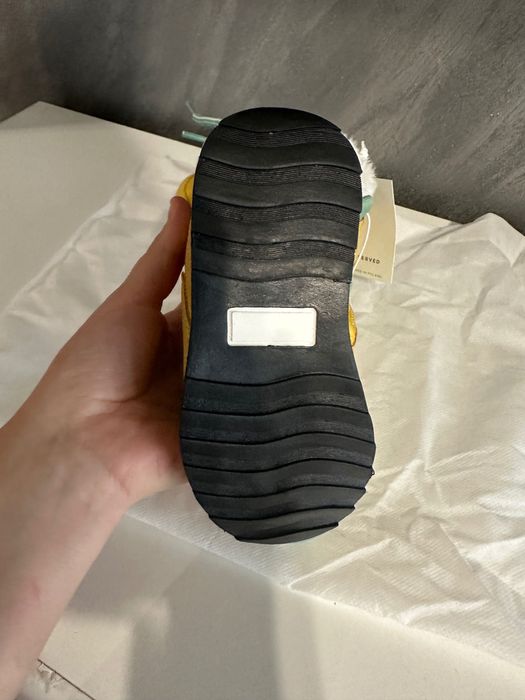 Reserved Бебешки детски зимни затворени обувки боти 22/23