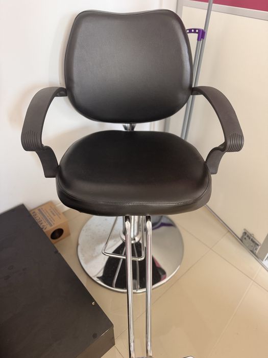 Scafa si scaun coafor