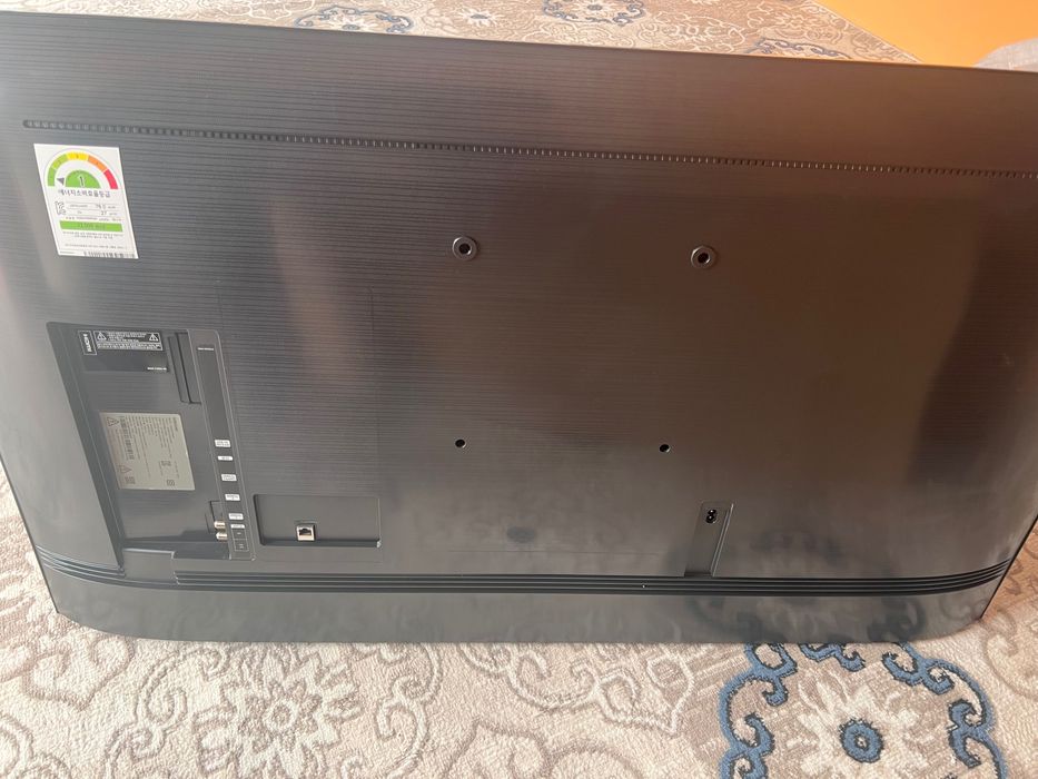 Samsung TV Crystal UHD 4K UC7000