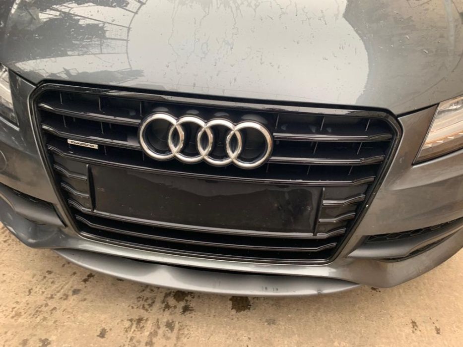 Dezmembrea audi a7 3.0d s linne/bara fata/usi/capota/audi a7/faruri/