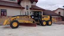 Inchiriere Autogreder Komatsu GD675-7
