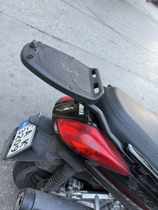 Куфар и стойка GIVI за X Max 250 2007