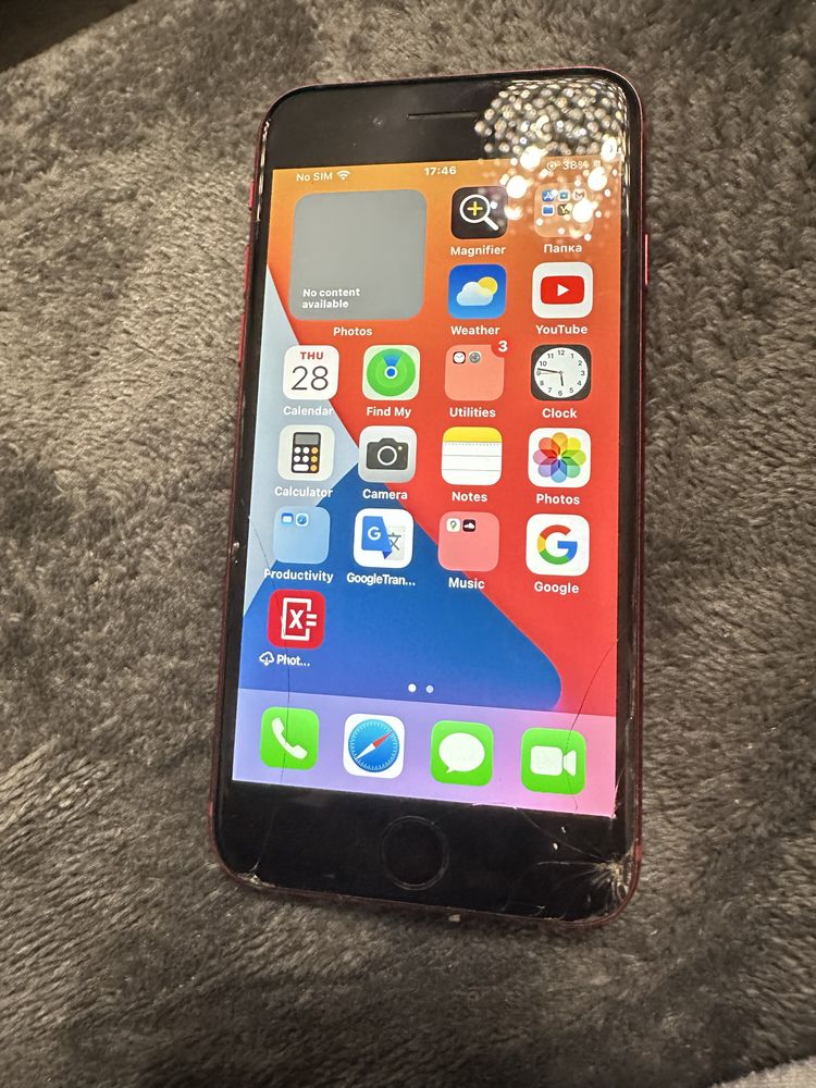 Iphone se2 2020 година 64 GB