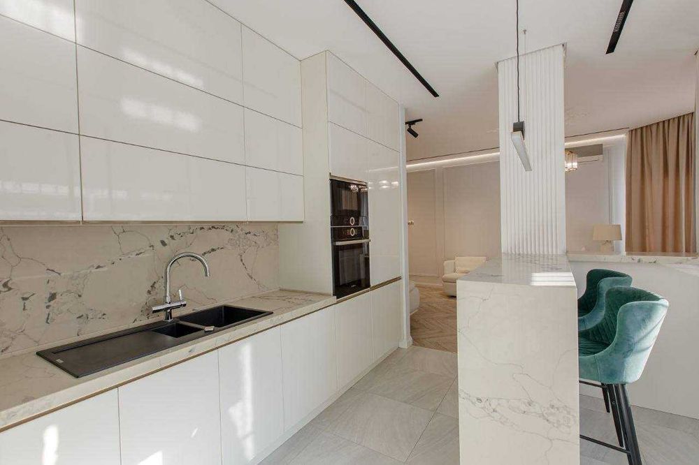 БЕЛОСНЕЖКА!!! На ЖК Казахстан Отличная Квартира по Низкой Цене ID03