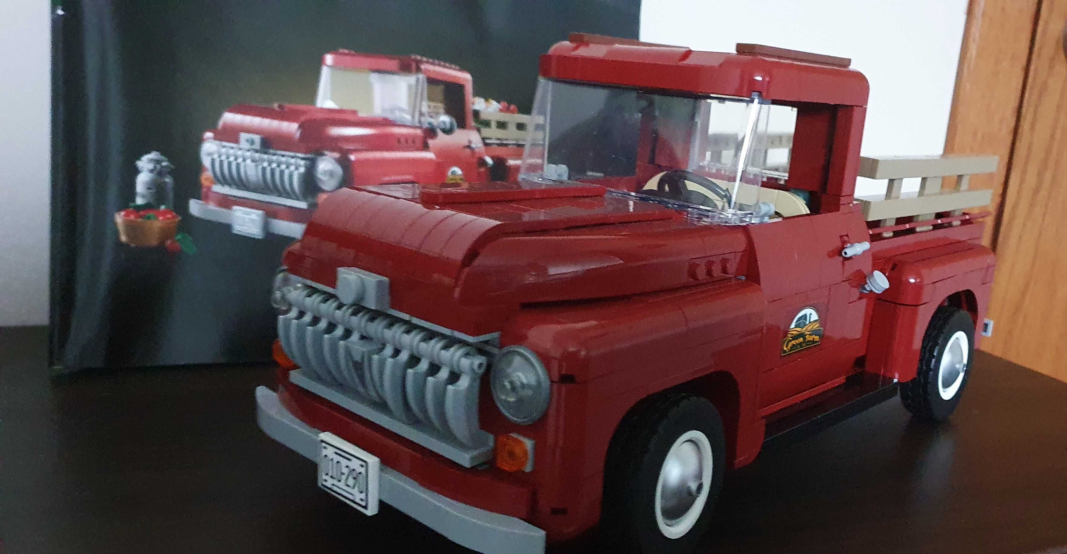 Продавам LEGO Creator 10290 Pickup Truck Пикап