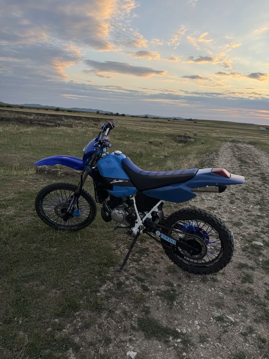 Cross Yamaha DT 125 RE 2T power valve