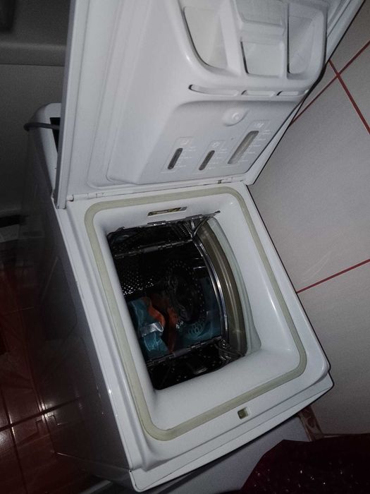 Mașină de spălat și frigider de vânzare