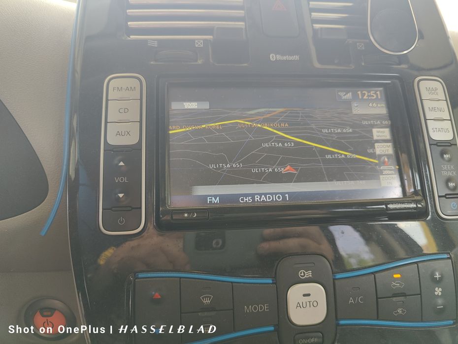 Nissan Leaf 50 Kw пробег 400 км нова батерия electric eco zero emissio