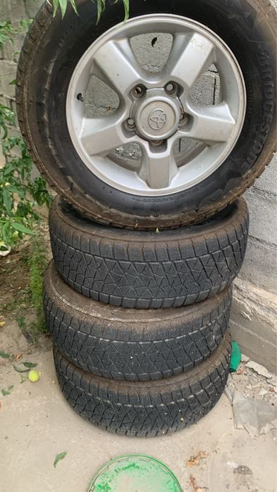 Диски с шинами зима 275/60/18