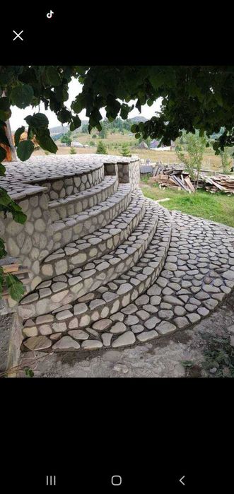 Piatra de Munte Naturala