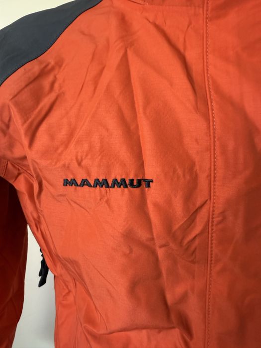 Jacheta Mammut , de dama